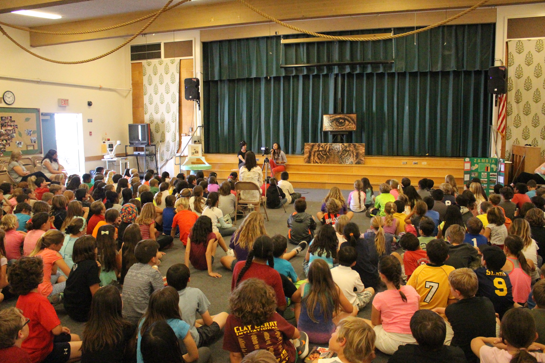Speaking to Benchley Weinberger Elimentary School students